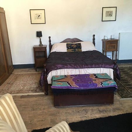 Chambre Sdb Privee Townhouse 26 Chambres D'Hotes Civray Civray  ภายนอก รูปภาพ