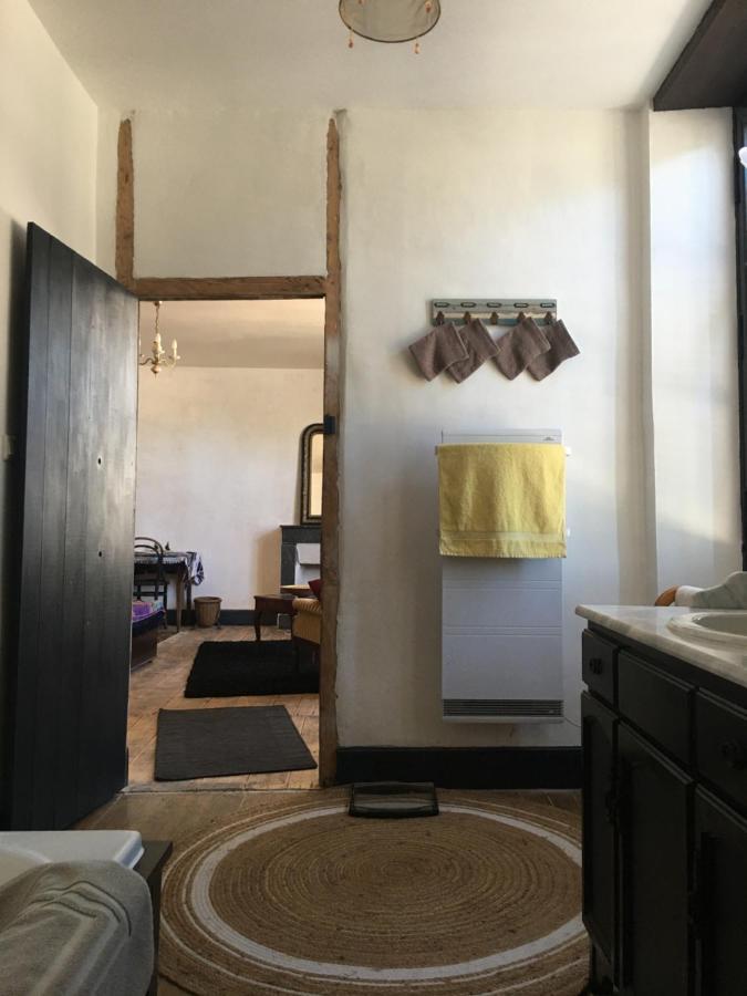 Chambre Sdb Privee Townhouse 26 Chambres D'Hotes Civray Civray  ภายนอก รูปภาพ