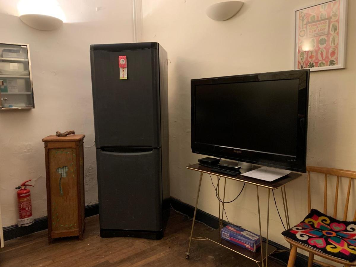 Chambre Sdb Privee Townhouse 26 Chambres D'Hotes Civray Civray  ภายนอก รูปภาพ